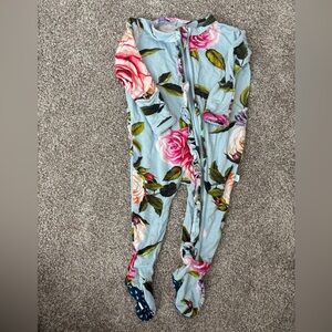 Posh Peanut Ruffle Footie